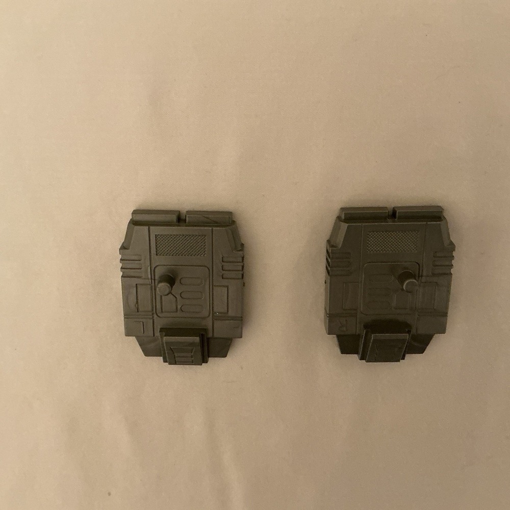 Original G1 Transformers BRUTICUS Right & Left FOOT feet parts lot Preowned - Picture 7 of 9
